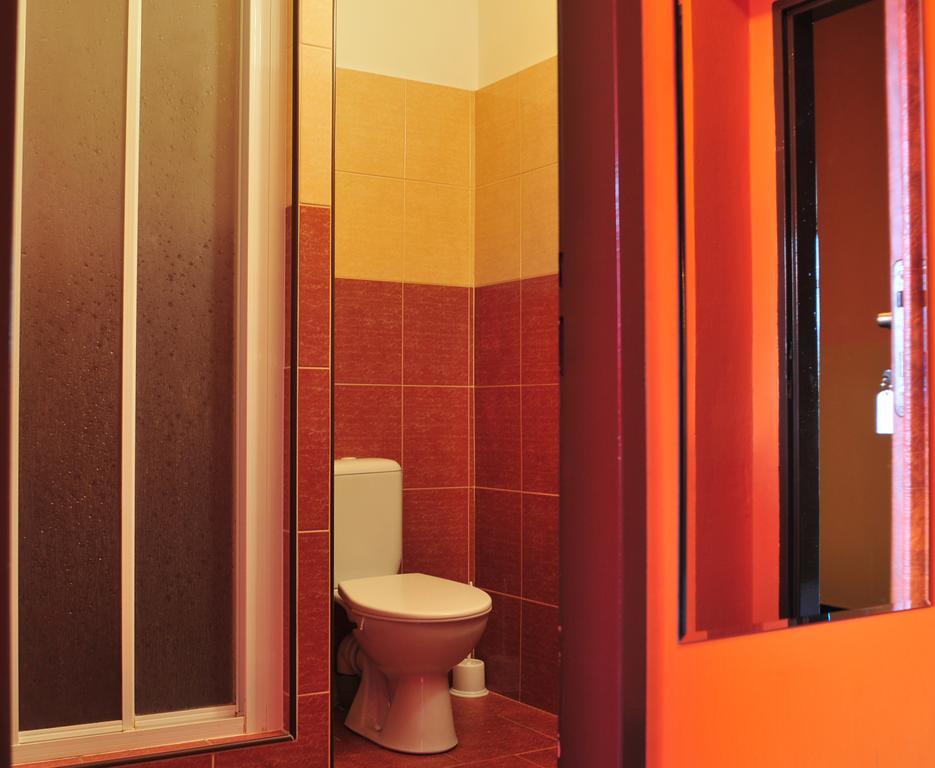Alia Hostel